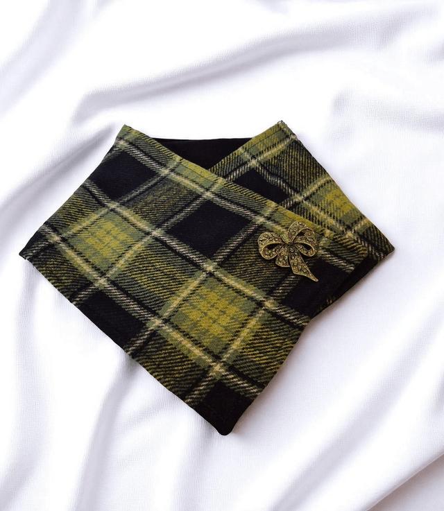 Green Plaid Cozy Wrap 